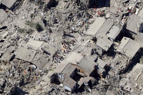 The earthquake in Central Italy: stereotyped narratives and missing social science